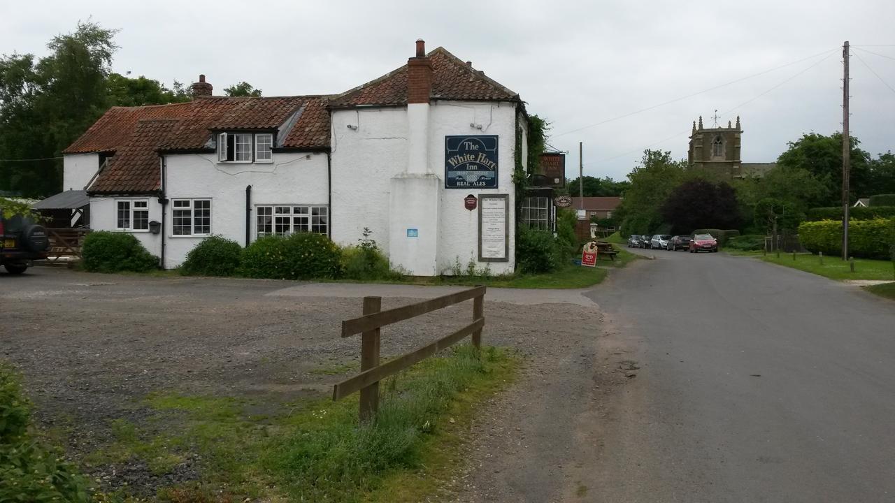 The White Hart Inn Tetford Luaran gambar